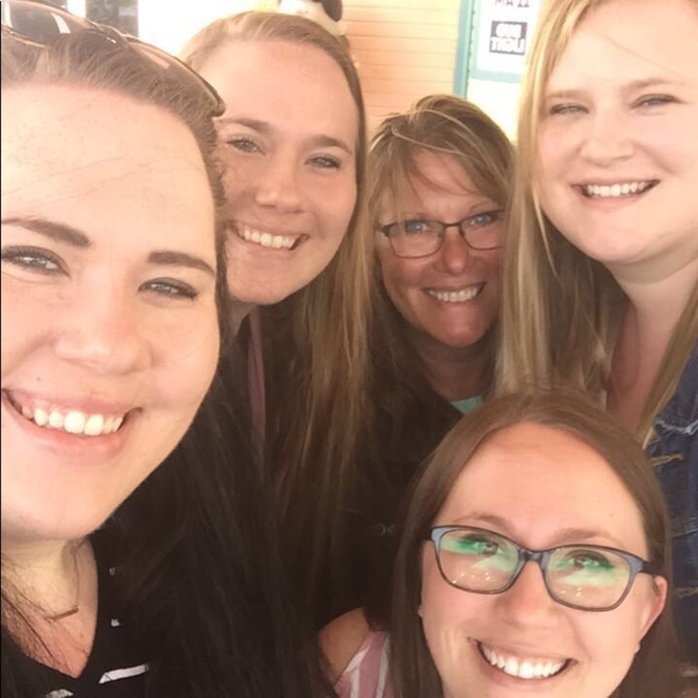 Meet your Posher, Kerri